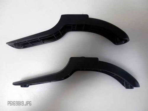 SEIKI SE32HY TV STAND LEGS USED