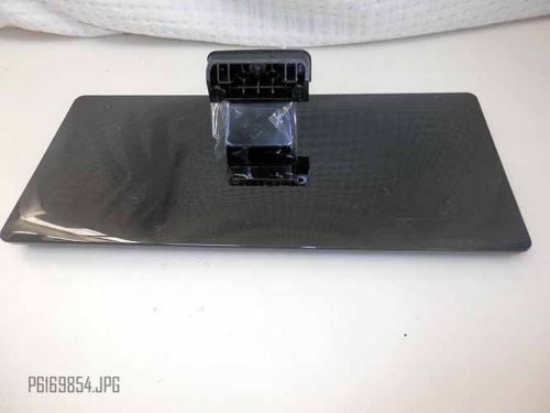 SEIKI SE32HY27 TV STAND USED