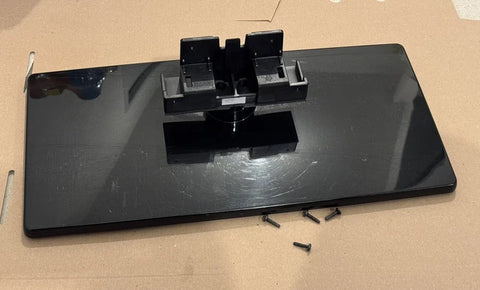 Samsung LN32B530P7F Stand / Base BN61-04782X w/screws Great Condition